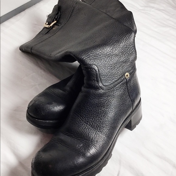 Prada - Picture 1 of 4